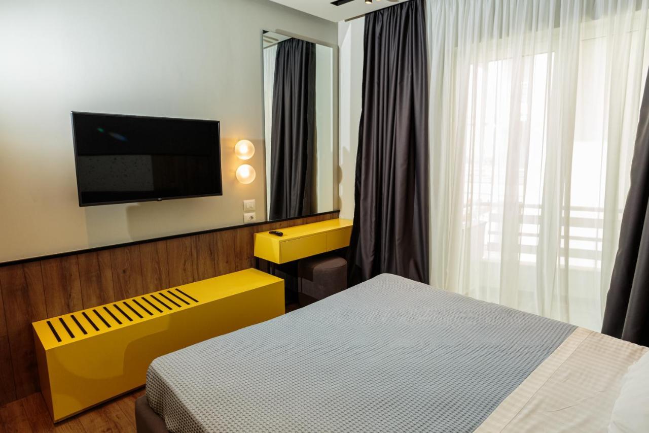 Visar Apartments فلورا المظهر الخارجي الصورة