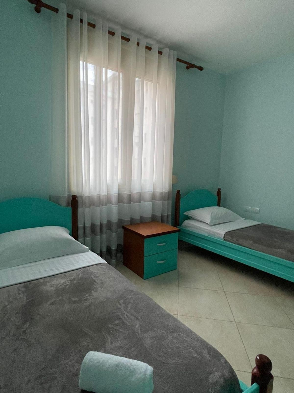 Visar Apartments فلورا المظهر الخارجي الصورة