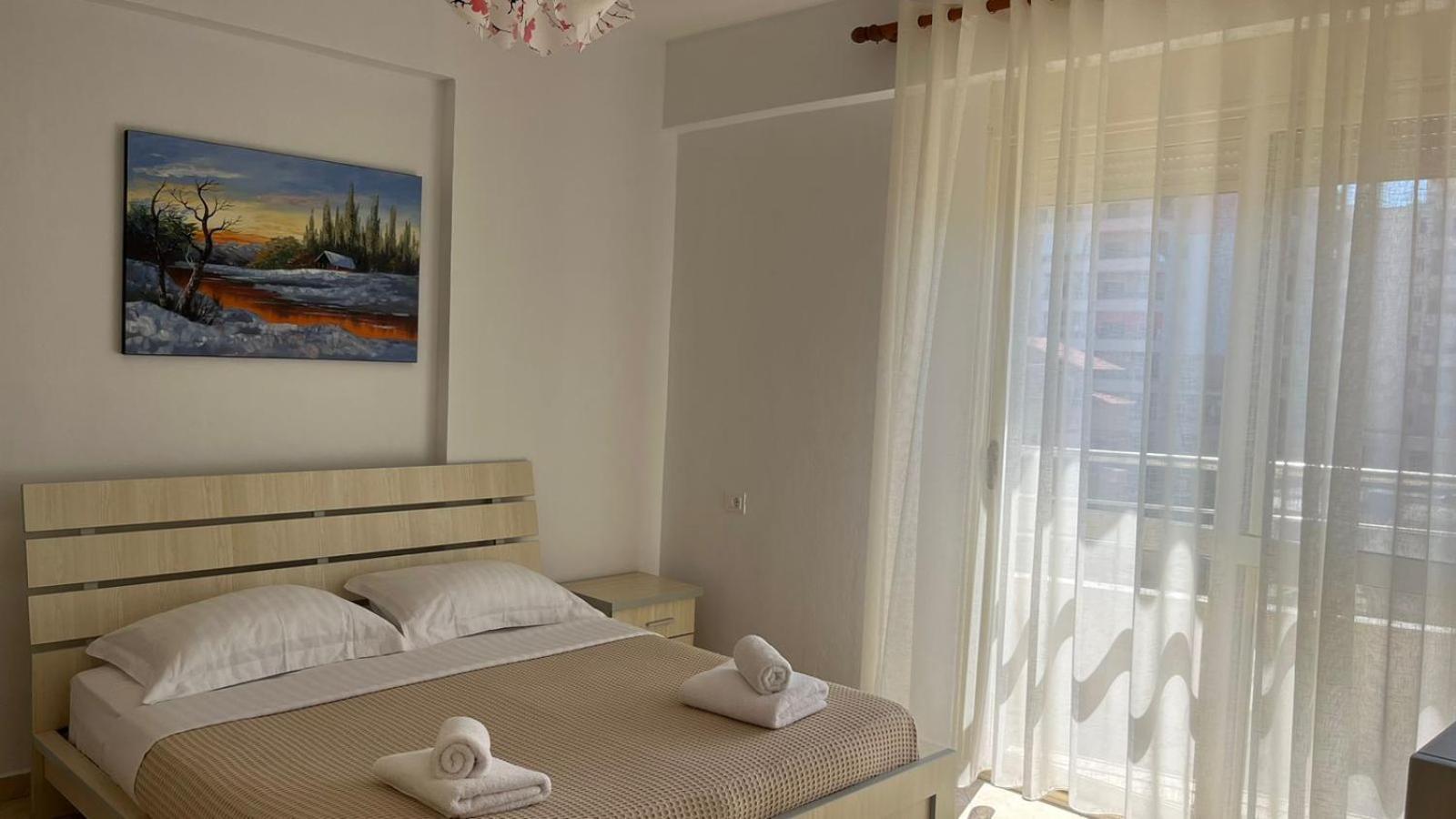 Visar Apartments فلورا المظهر الخارجي الصورة